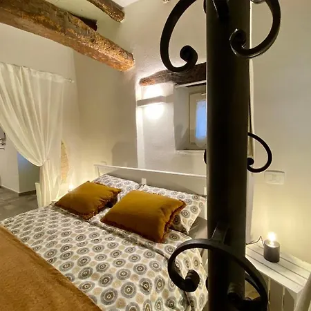 Ca Du Gumbu - La Macina Ferienhaus Garlenda